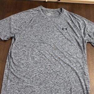 Under Armour Men's Heathered Gray Tee